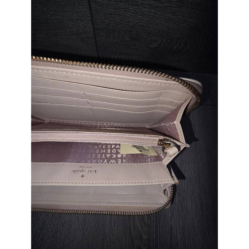 Kate Spade York Chester Street Neda Pebbled Leather Zip Around Wallet B000453 - Picture 3 of 11